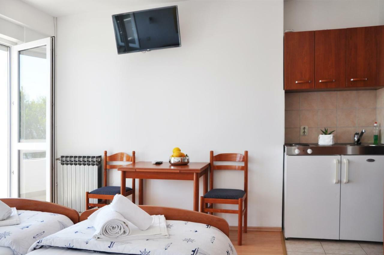 Sunrise Apartments And Studio Apartments 1 Lokva Rogoznica Eksteriør bilde